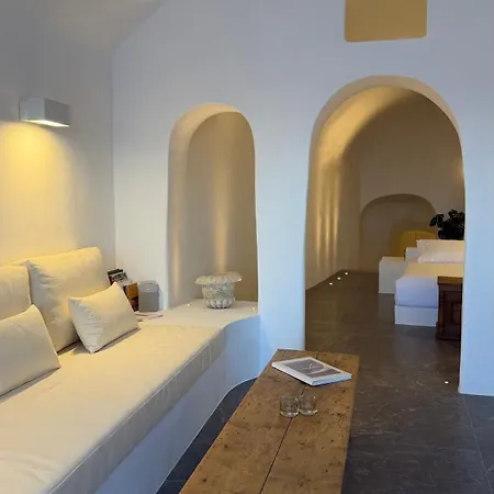 Chelidonia Luxury Suites-2