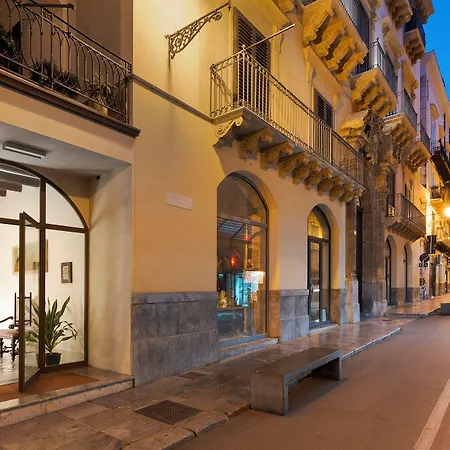 Palazzo Arone Dei Baroni Di Valentino-3