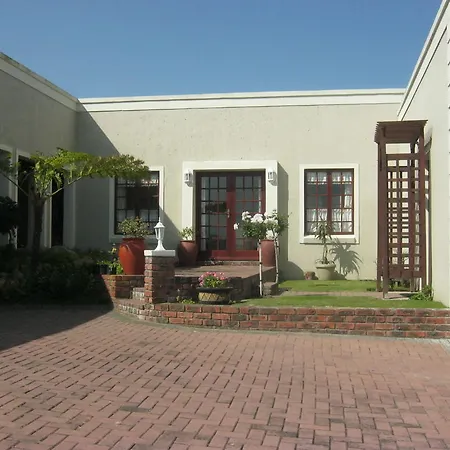 Green Pastures Bed & Breakfast-3