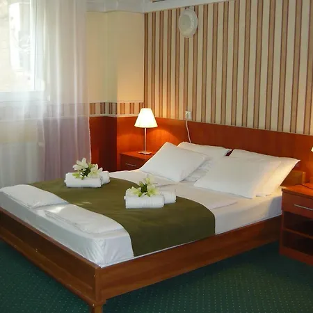 Atlantic Hotel-3