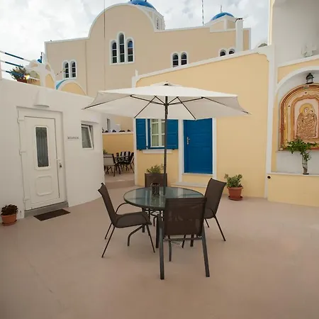 Lefteris Traditional Rooms-2