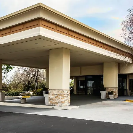 Clarion Inn Columbus-3
