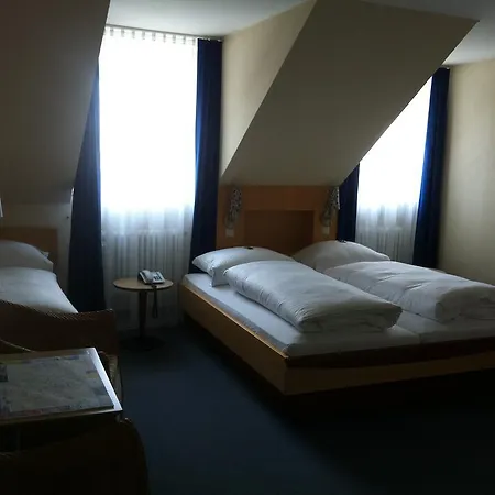 Hotel Hauser An Der Universitaet-2