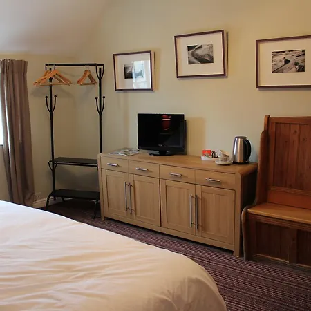 The Anvil Inn-2