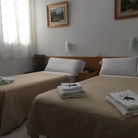 Hostal R. Lido-2