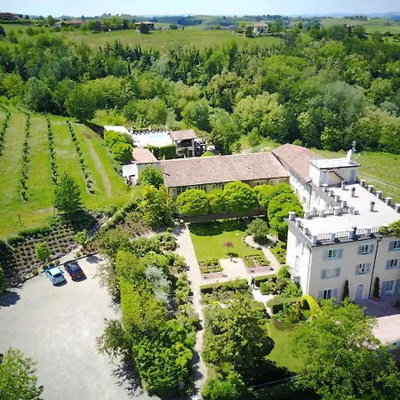 La Villa Hotel-2
