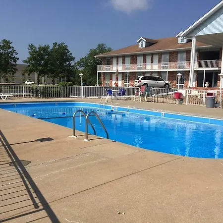 Twelve Oaks Inn-2