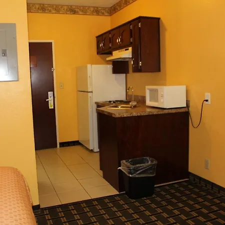Magnolia Inn And Suites Southaven-2