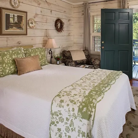 Glen-Ella Springs Hotel & Restaurant-2