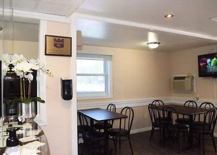 Knights Inn Arnprior