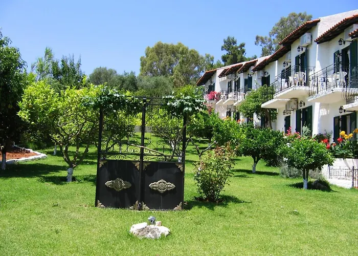 Tara Beach Hotel