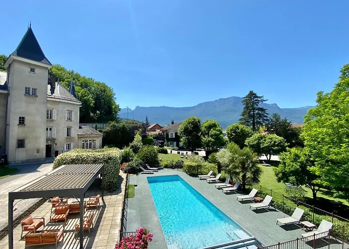 Chateau Hotel, Restaurant & Spa De La Commanderie