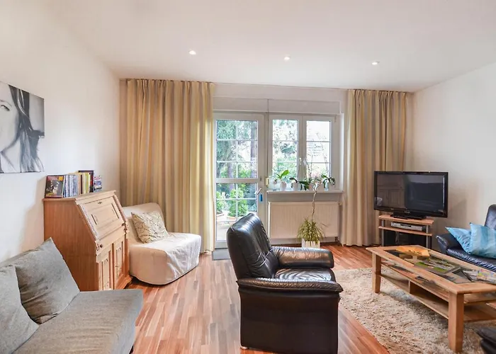 2 Bedroom Lovely Home In Berlin