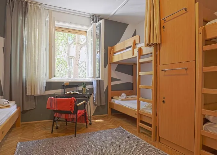 Tchaikovsky Hostel Split