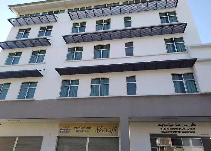 Ginasuite Hotel