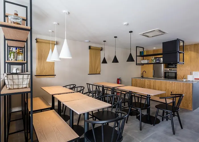 Gallery Hostel
