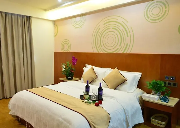 Greentree Inn Ziyang Lezhi Government Tianchi Town Express Hotel