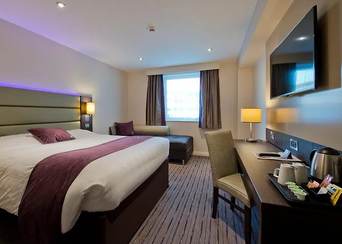 Premier Inn Cheltenham Town Centre