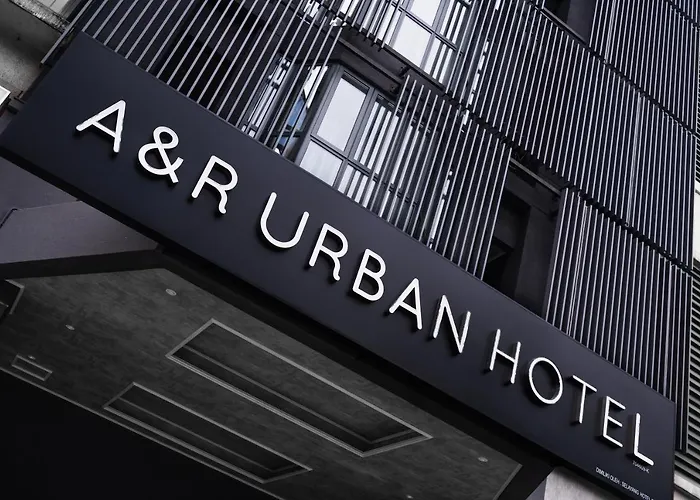 A&R Urban Hotel