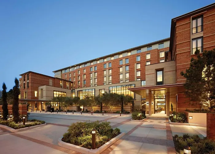 Luskin Hotel