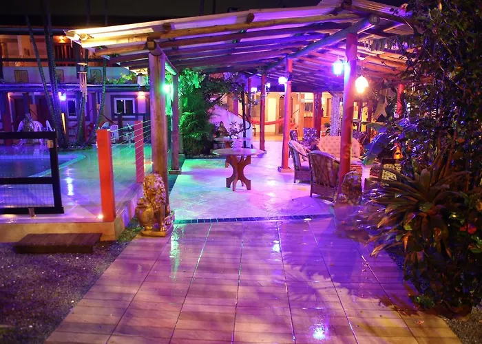 Hotel Ferrugem Eco Village
