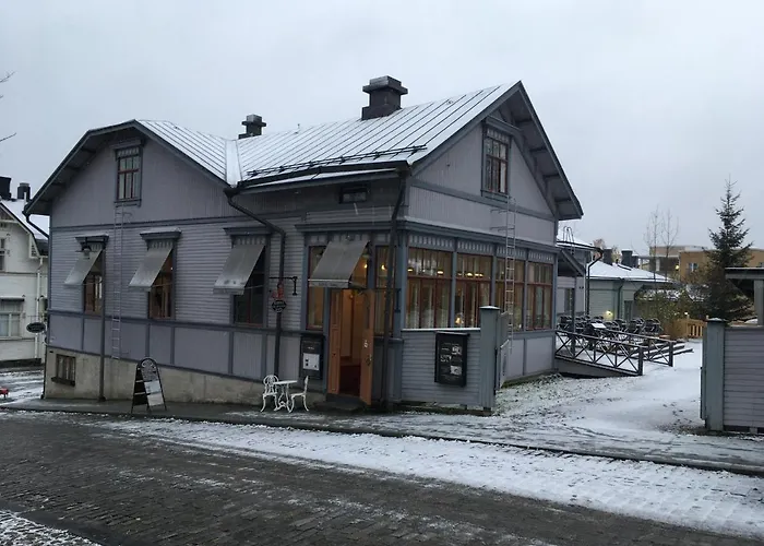 Cafe-Restaurant & Hotel Saima