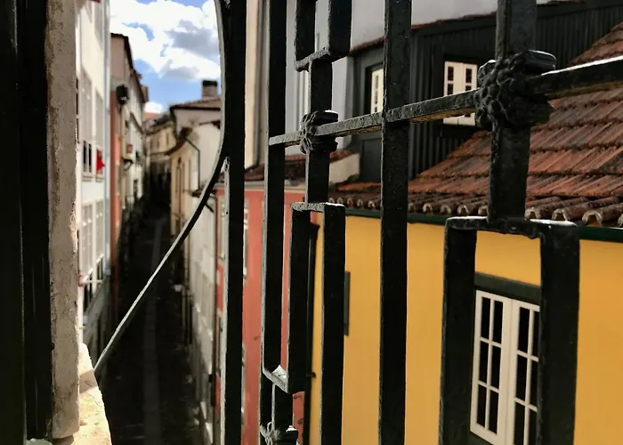 Change The World Hostels - Coimbra - Almedina