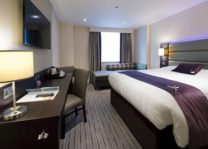 Premier Inn Bristol City Centre