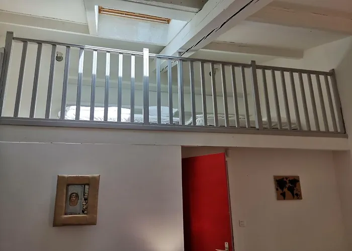 Cassis Hostel