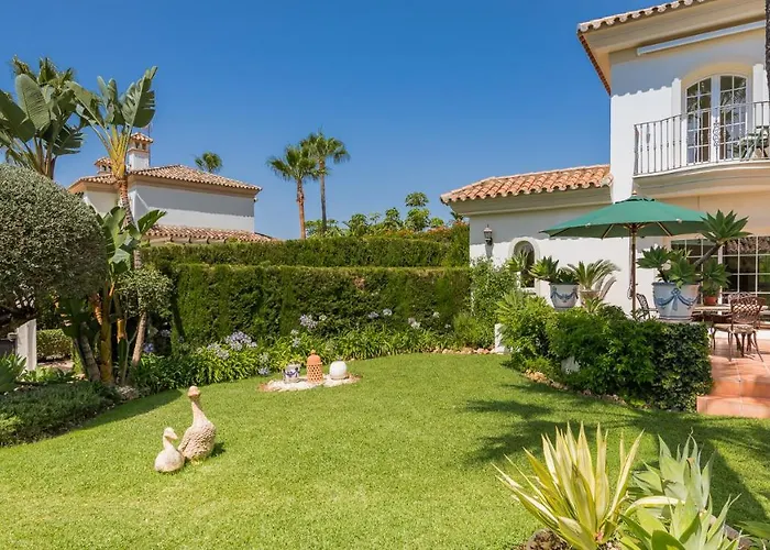 Golden Mile Villa Marbella With Pool Close To Beach