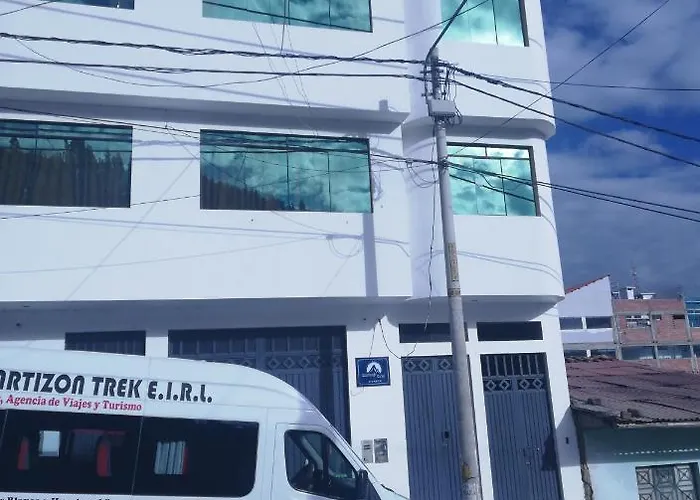 Artesonraju Hostel Huaraz