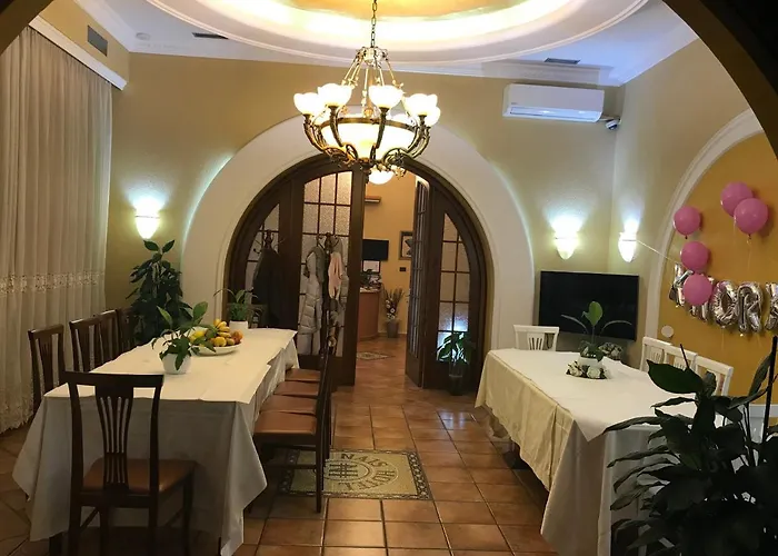 Hotel Nais