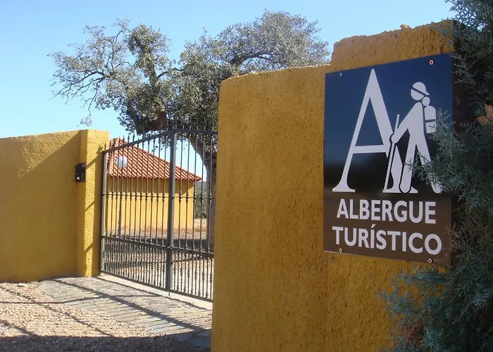Albergue Turístico De Cornalvo
