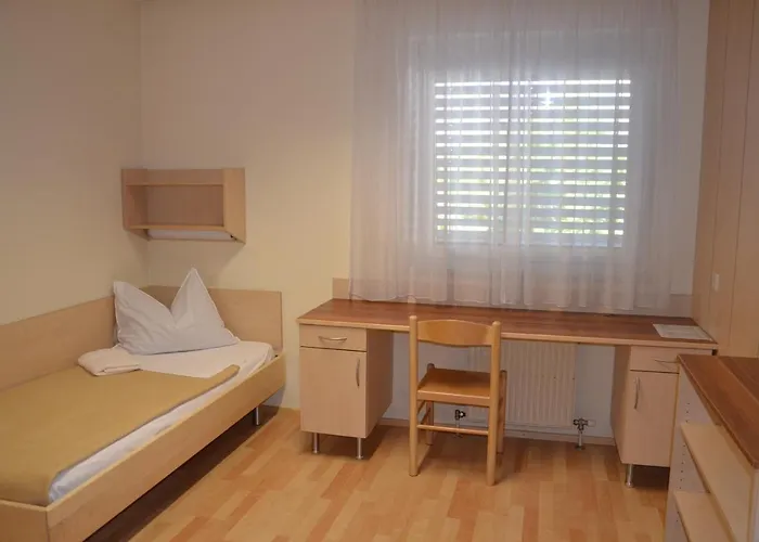 Mladinski dom - Hostel