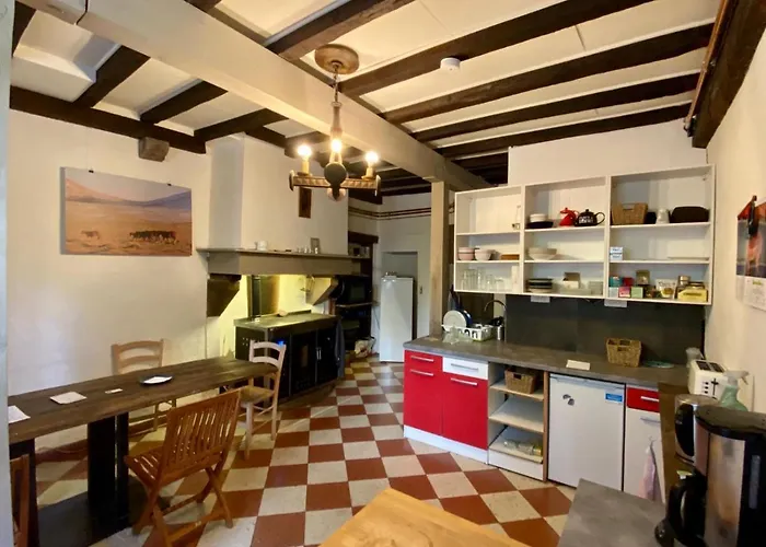 Gite De La Porte Saint Jacques: A Hostel For Pilgrims