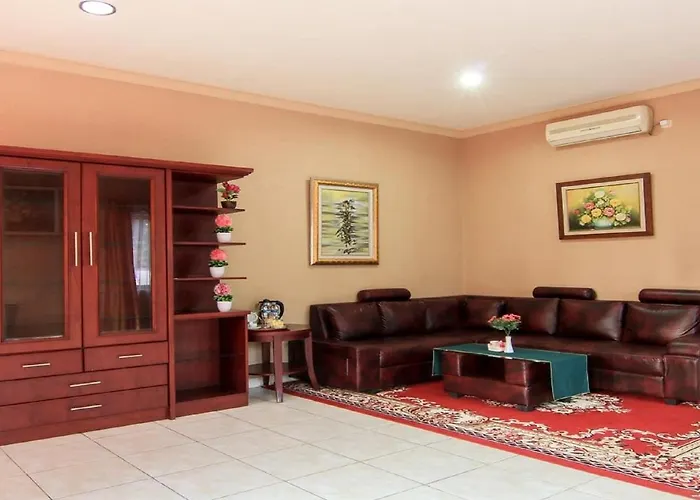 Hotel Signature Mandala Kencana