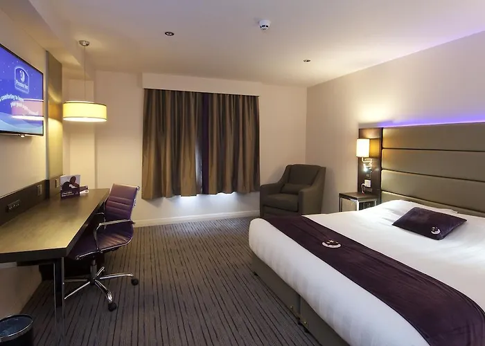 Premier Inn Bath City Centre