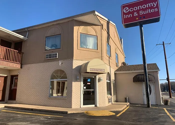 Economy Inn & Suites Hannibal
