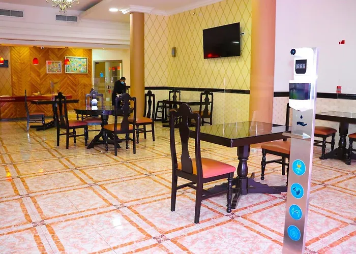 Hotel Puerta Del Sol