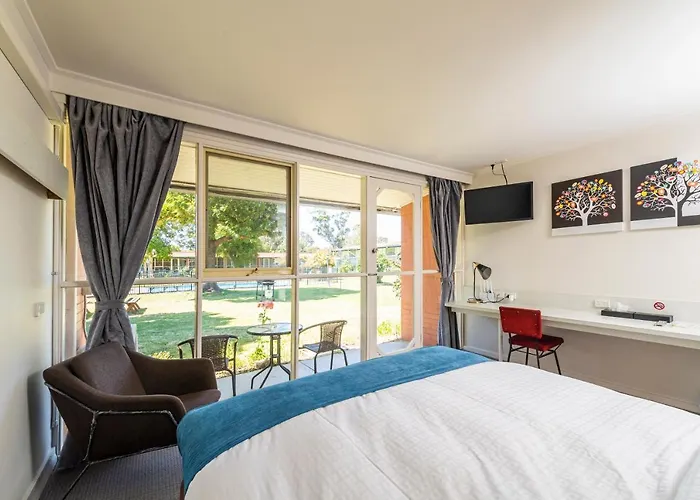 Aston Suites - Sale