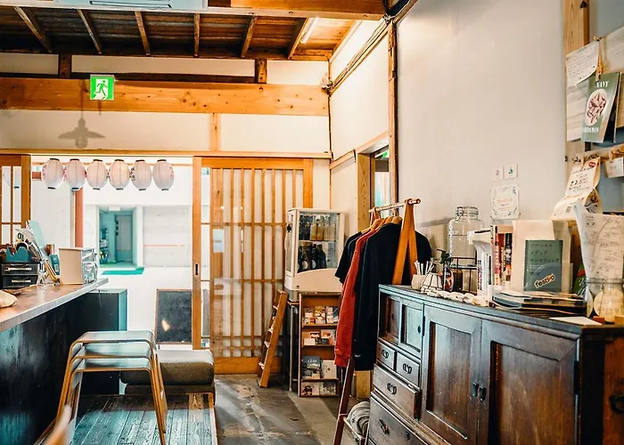Fukuoka Guesthouse Hive