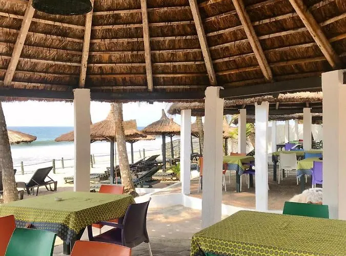 Boblin La Mer Hotel Restaurant Plage
