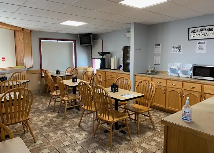 Travelodge By Wyndham Fredericton