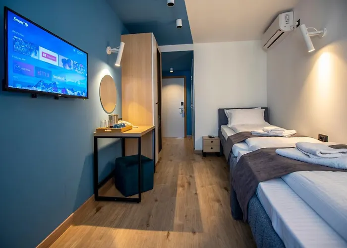Hotel 4 Llulla