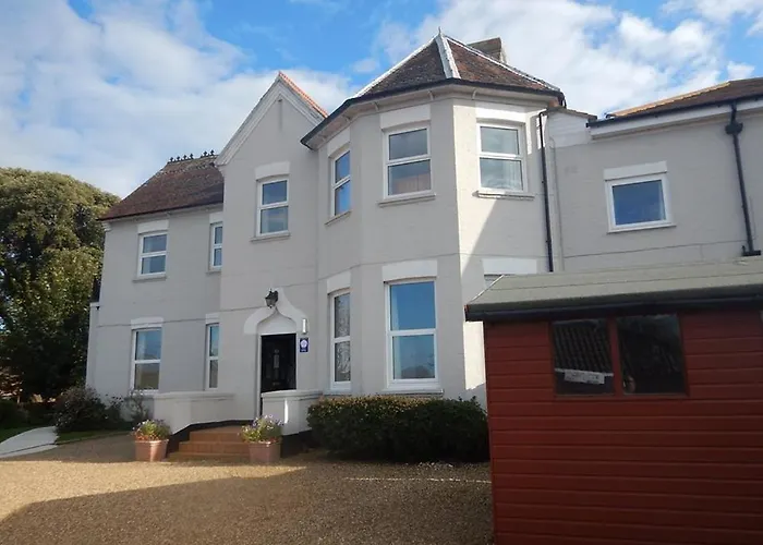 Yha Isle Of Wight Totland - Partner
