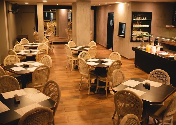 Geneviee Palace Hotel