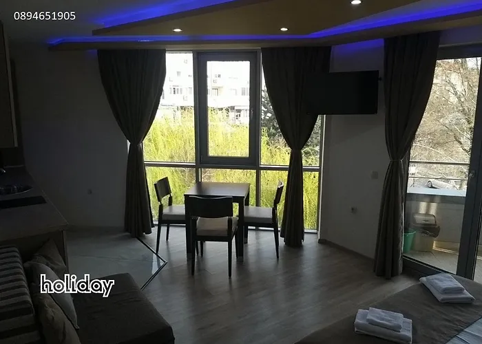 "При Братята" - Apartments & Studios