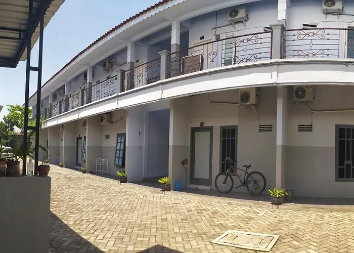 Omah Kost Family Syariah