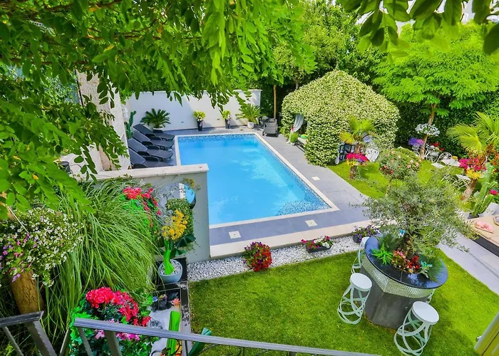 ***Green Dream***- Villa In Split