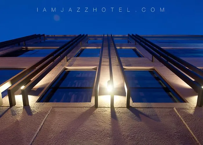 I Am Jazz Hotel